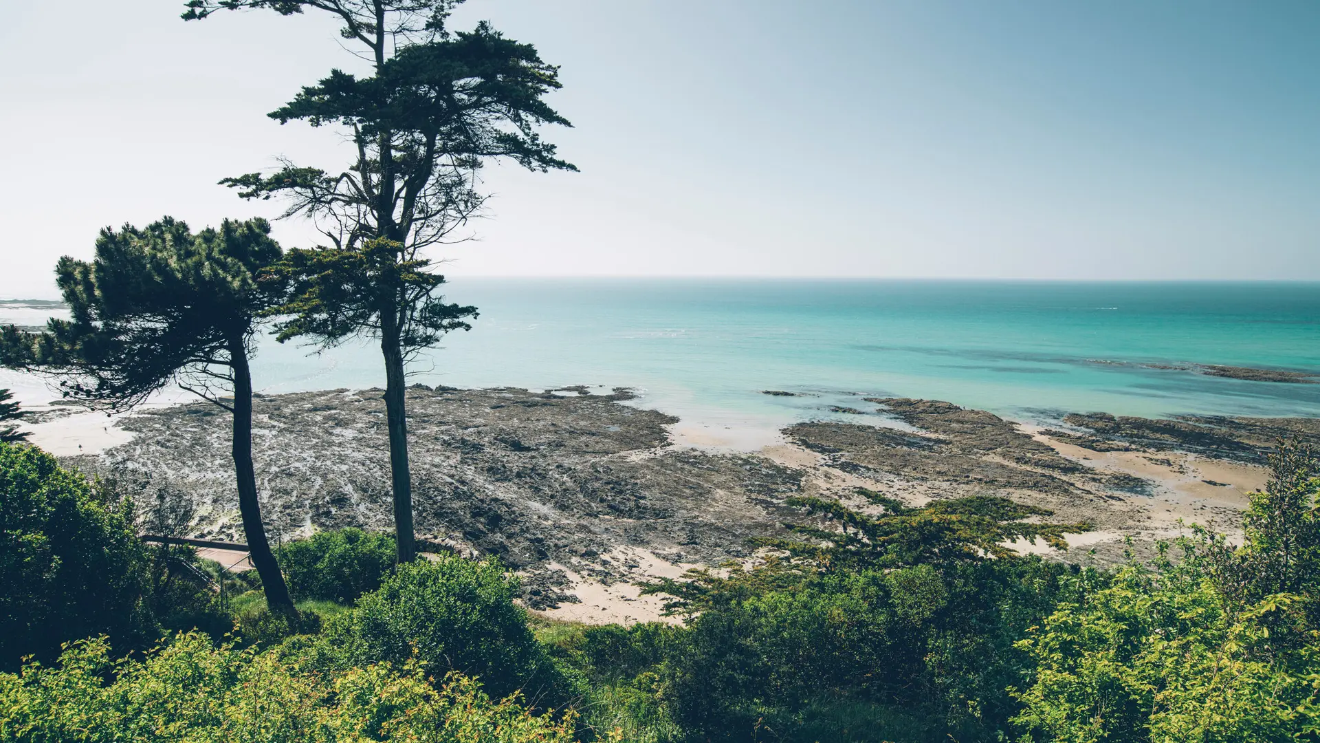 2018_Granville_Villa_des_Rhumbs_Musee_Christian_Dior-Maxime_Coquard_Best_Jobers_CDT50.jpg-2000px