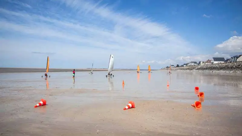 2013_Hauteville_sur_Mer_chars_à_voile©Philippe_Fauvel_CDT50