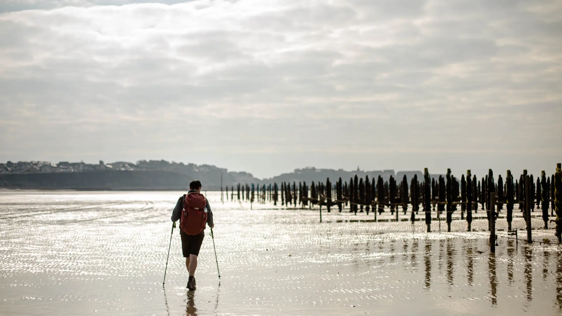 2021_vue_sur_Granville_depuis_plage_bouchots-Hello_La_Roux_Latitude_Manche.jpg-2000px