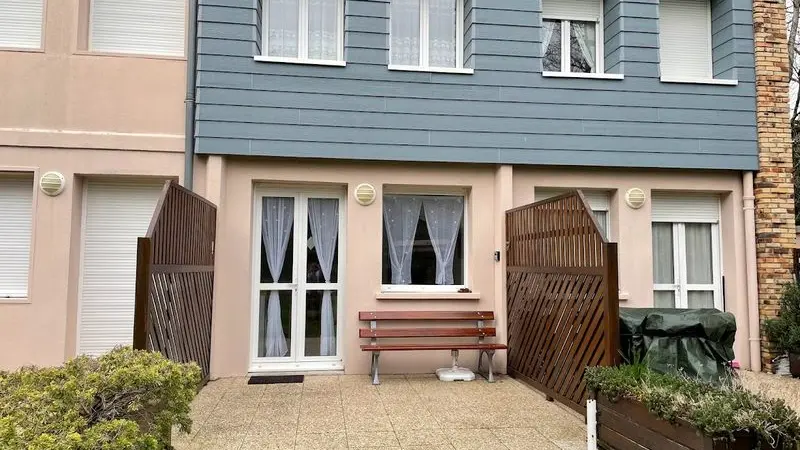 3-saint-pair-sur-mer-meuble-domaine-de-la-faisanderie