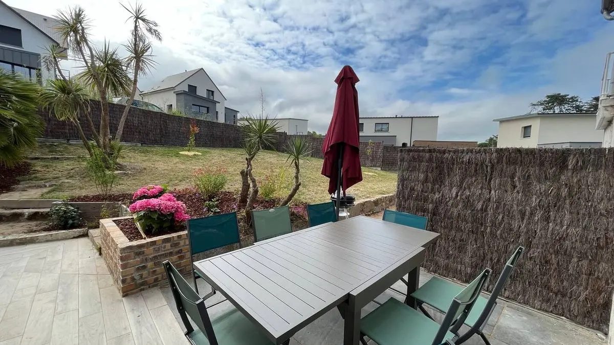 3-saint-pair-sur-mer-meuble-la-folliote