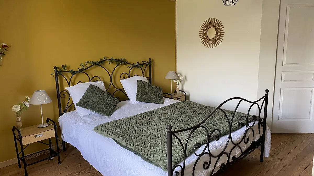 Chambre d'hotes Saint sauveur villages Pichon (4)