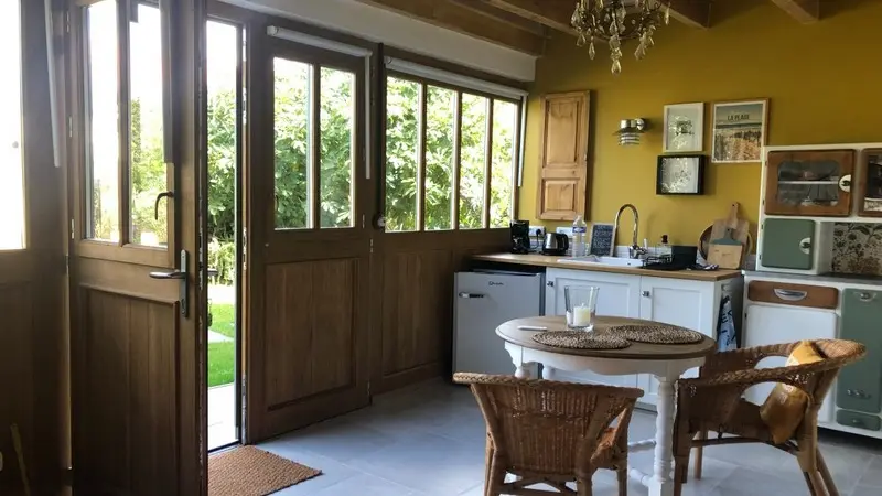 Chambres dhotes regneville sur mer larcheveque guylaine la Chambre d'à Côté (2)