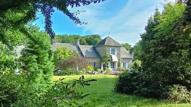 Champeaux-ch-Alleno-0