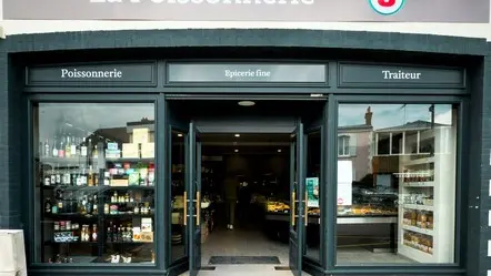 Commerce - Agon-Coutainvile - Poissonerie U (1)