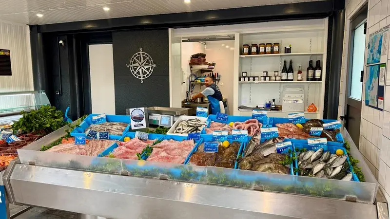 Commerce agon coutainville poissonnerie du Passous (5)