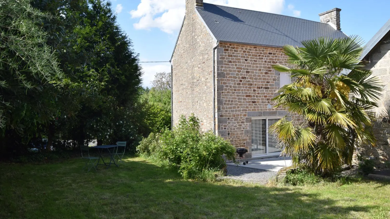 Jullou côté jardin