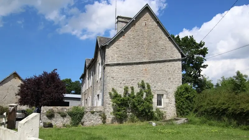 G3333-la-maison-folia-contrieres (10)