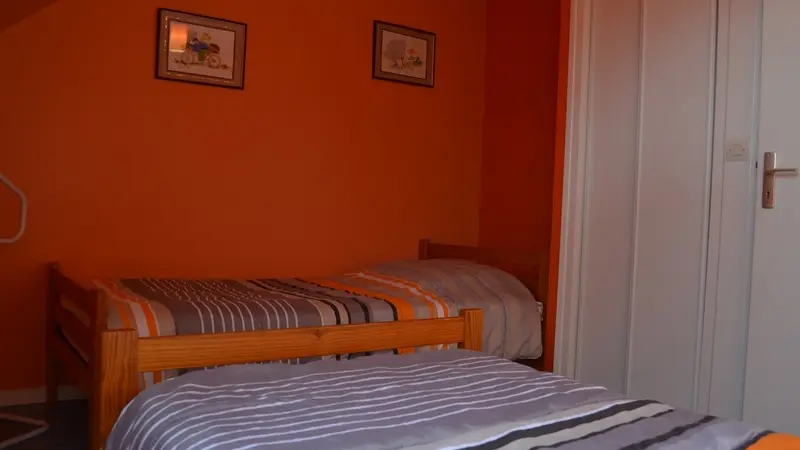 GOUVILLE SUR MER 8802j