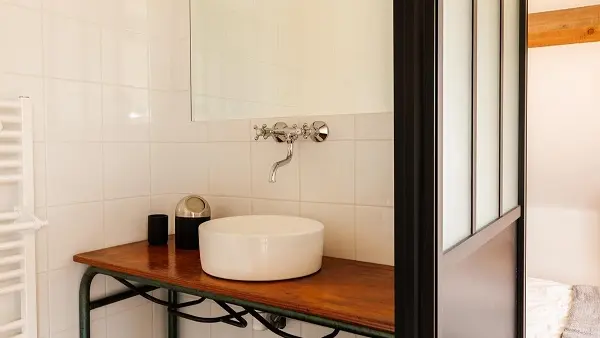 Au Hangar - salle de bain