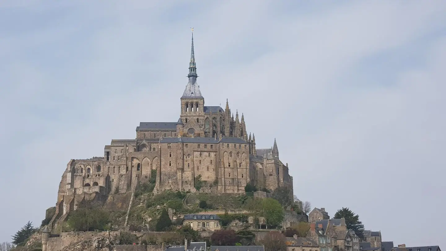 Les Embruns
