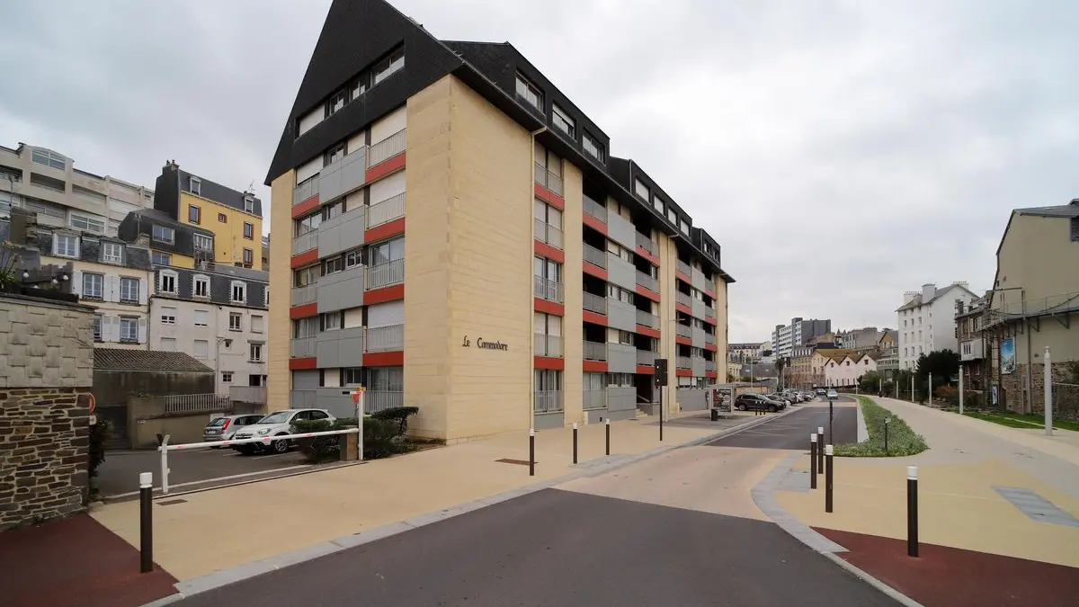 H7201-le-commodore-granville-0