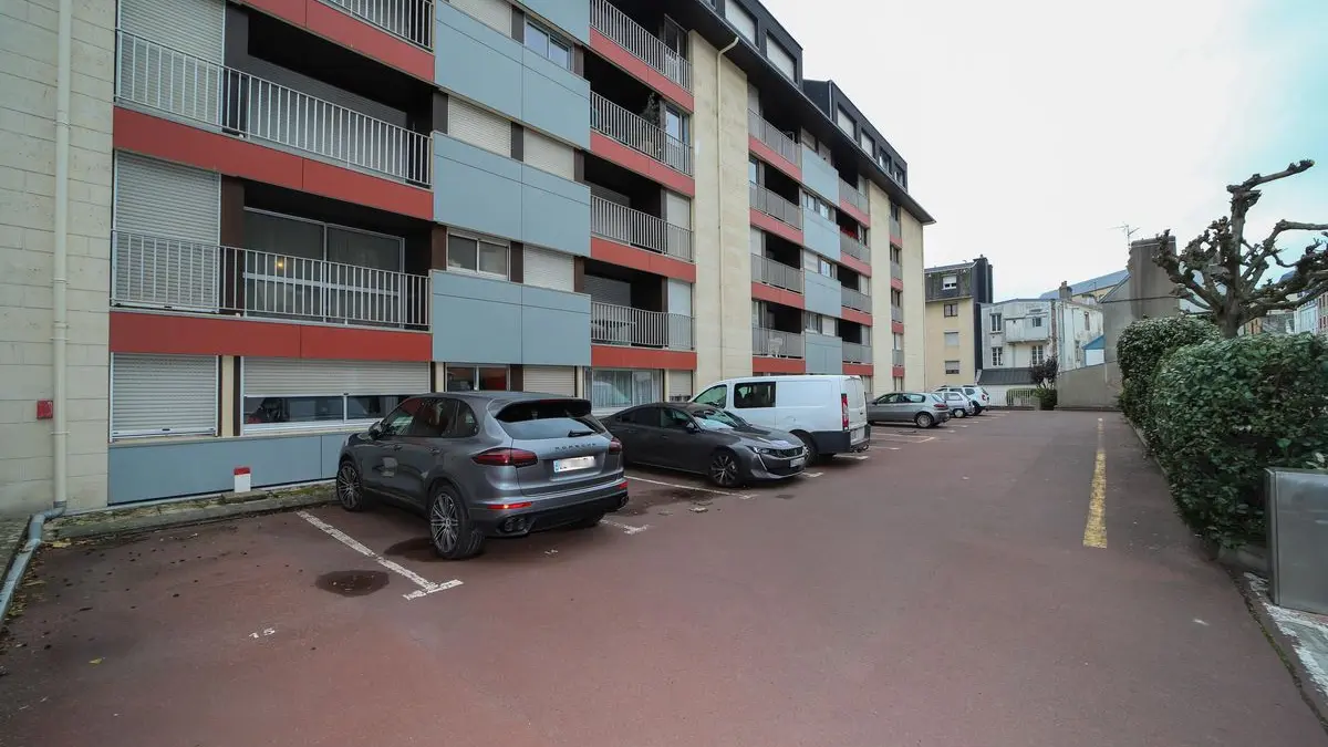 H7201-le-commodore-granville-13