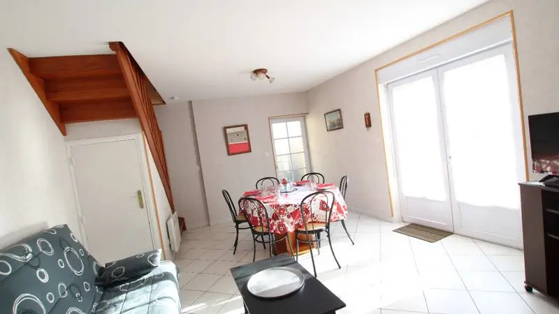 H8194-granville-saliot-5