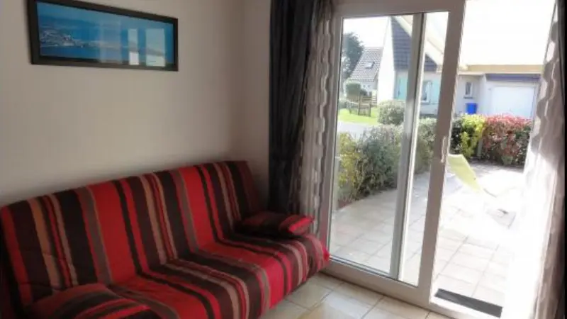 H8197-saint-martin-de-brehal-3