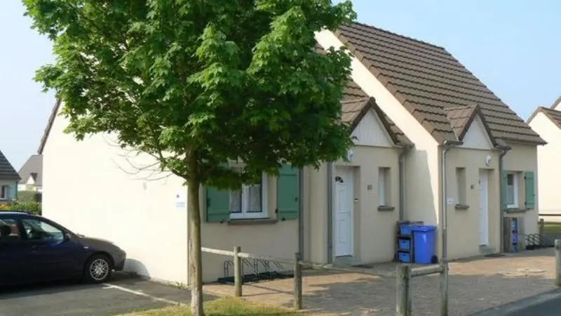 H8198-saint-martin-de-brehal-16