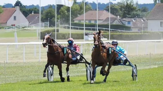 HIPPODROME DE BREHAL - ELISE RAULLINE (2)