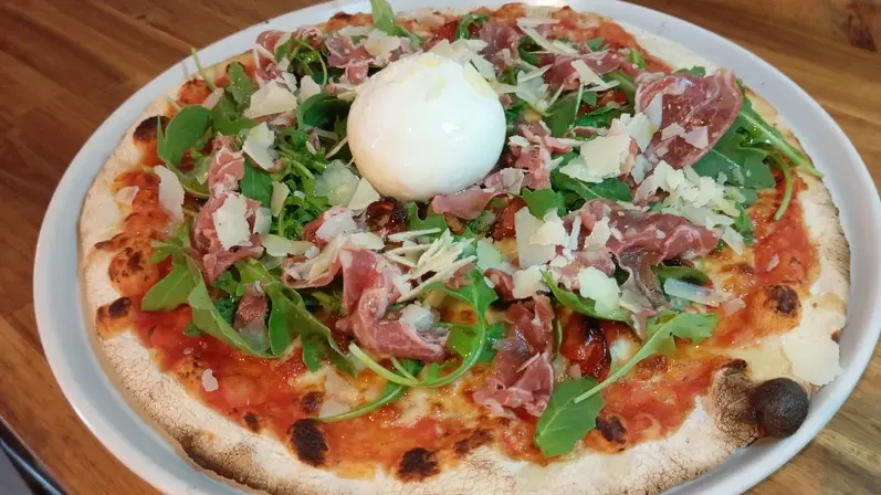 Pizzeria au grand large montmartin sur mer (5)