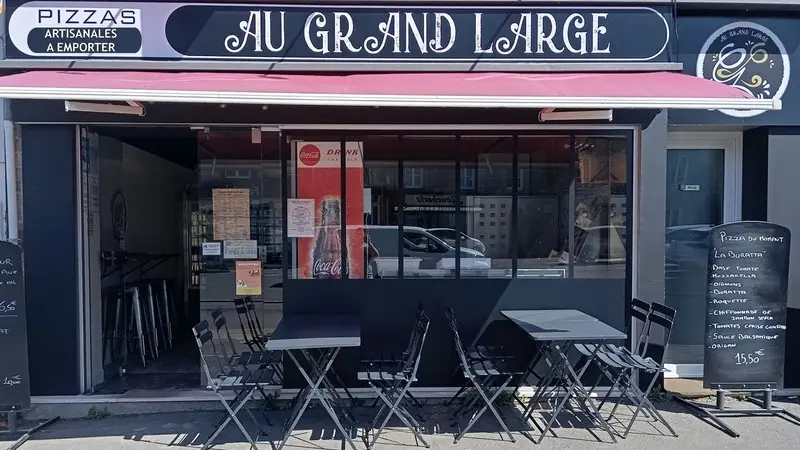 Pizzeria au grand large montmartin sur mer (6)