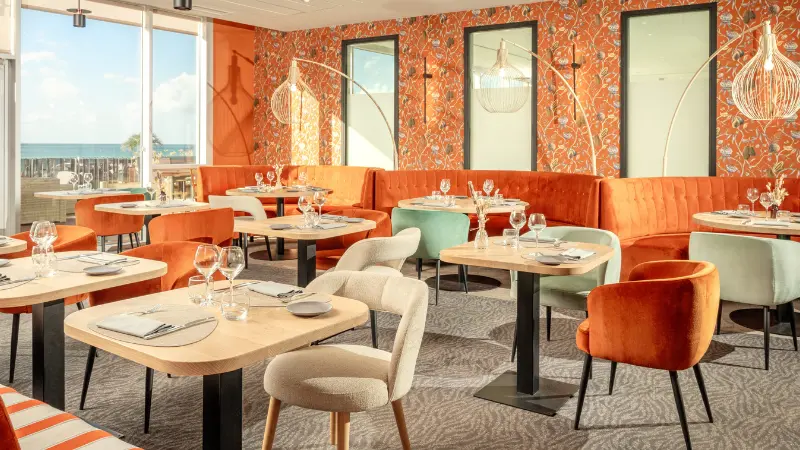 Design sans titre - o	Salle restaurant Le Sound Prévithal vue 2