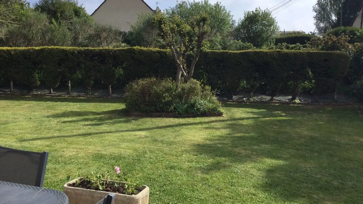 anctoville-sur-boscq-meuble-pichot-2