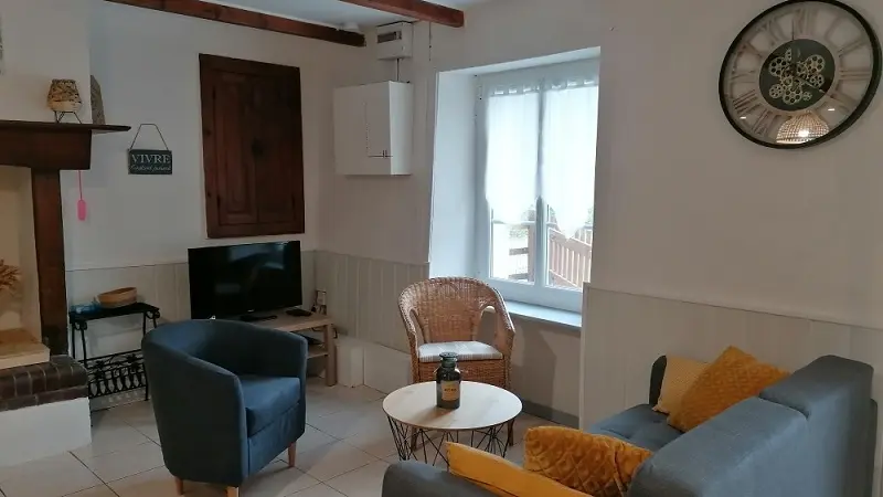 bricqueville-sur-mer-meuble-la-pigeonnerie-1