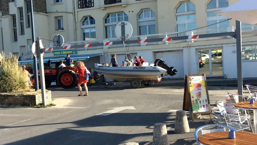 donville-les-bain-meuble-sur-la-plage-3