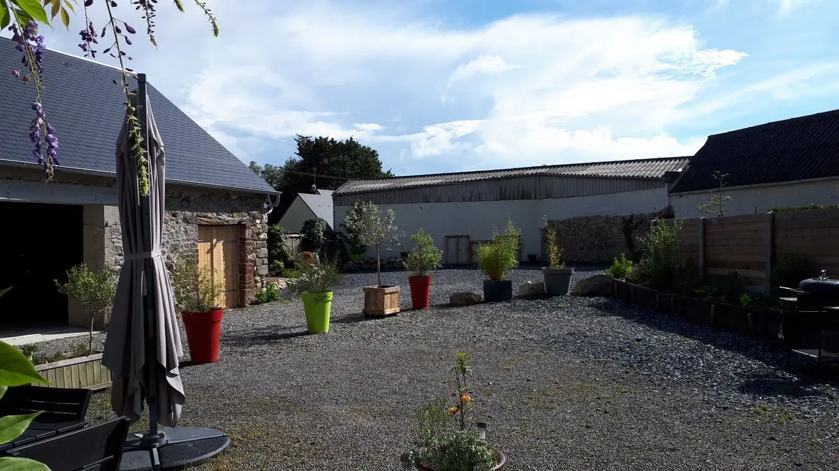donville-les-bains-meuble-la-herberdiere-11
