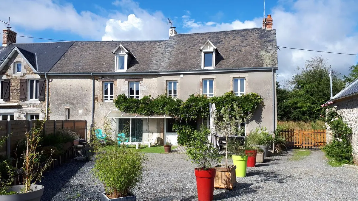 donville-les-bains-meuble-la-herberdiere-9