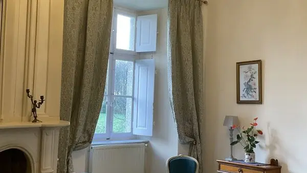 equilly-chambre-de-la-roseraie-3
