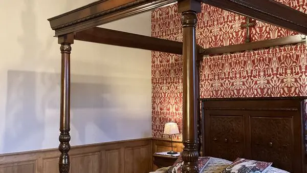 equilly-chambre-de-la-tour-0