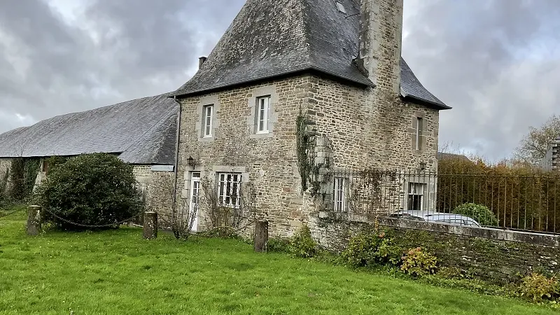 equilly-pavillon-sainte-anne-4