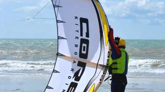 gouville-sur-mer-pole-kite-surf-normandie (13)