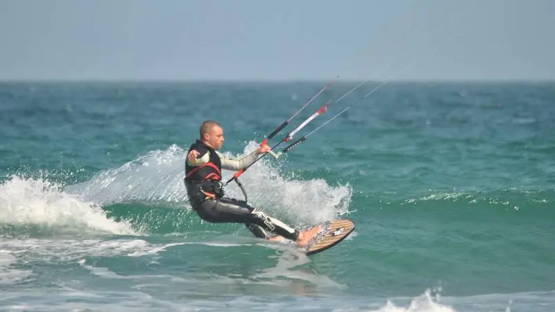 gouville-sur-mer-pole-kite-surf-normandie (2)