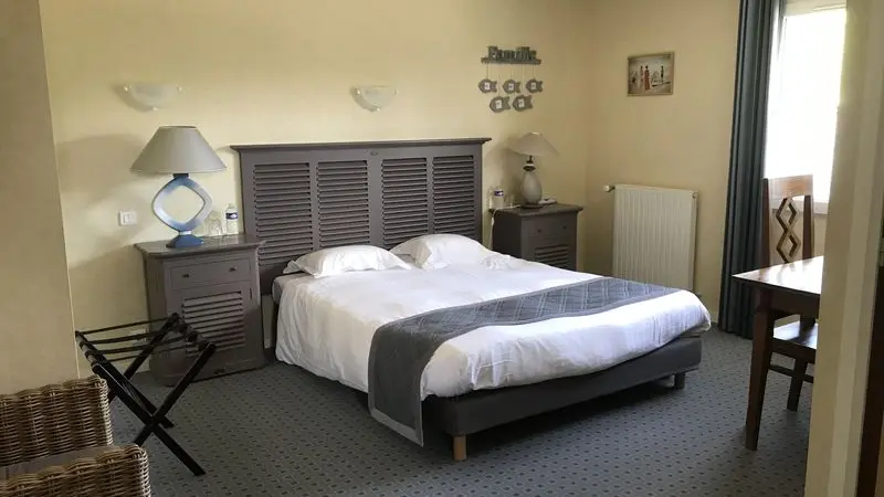 hotel-auberge-de-carolles-3