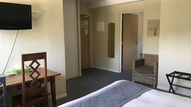 hotel-auberge-de-carolles-5