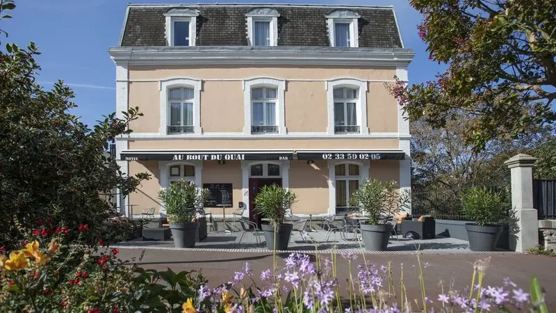 hotel-granville-au-bout-du-quai-1