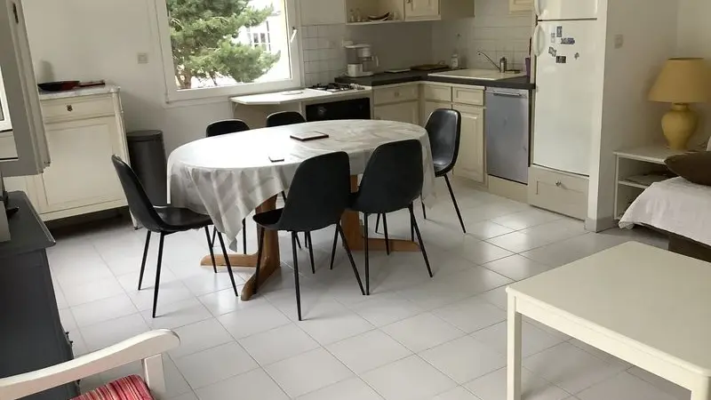 jullouville-meuble-helbert-1
