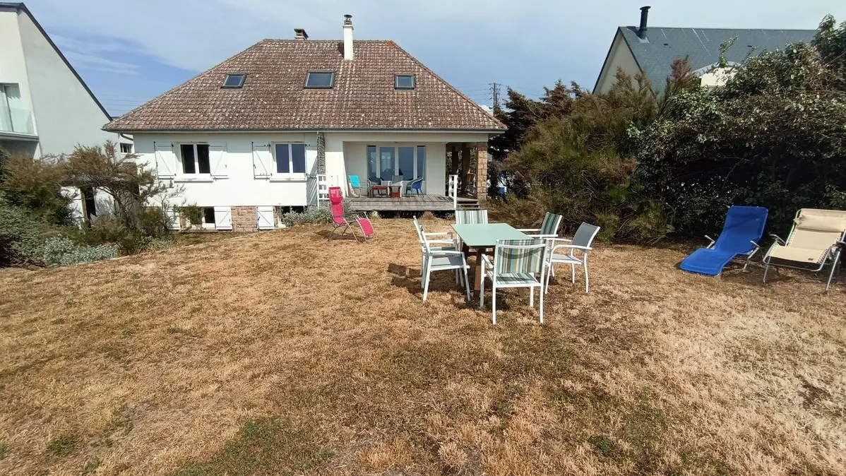 jullouville-meuble-villa-la-nef-0