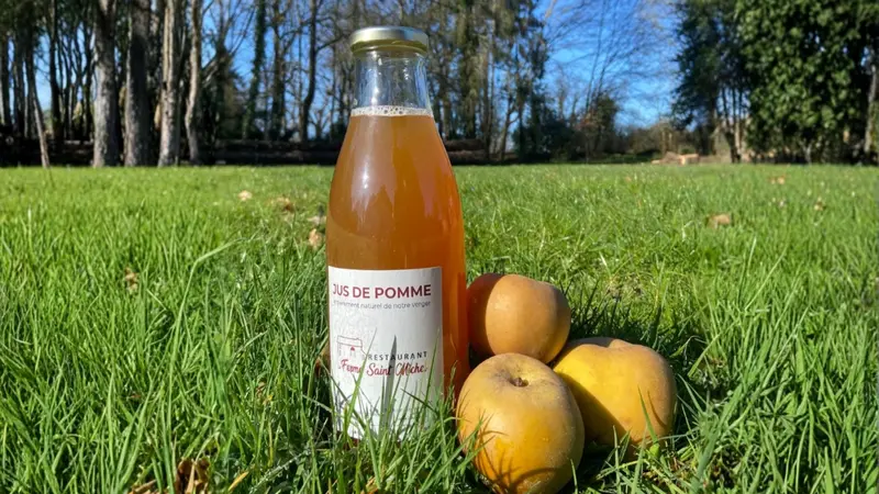 Jus-de-pomme-restaurant-la-ferme-st-michel