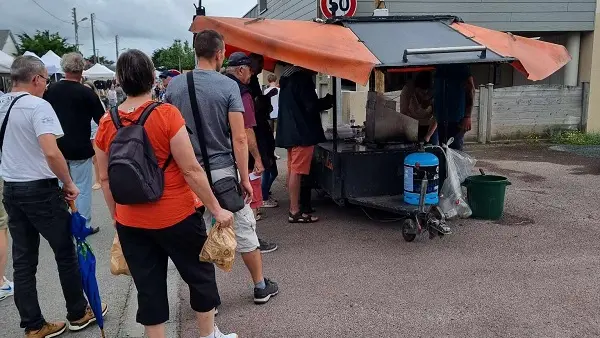les-grillades-du-bout-du-monde-bricqueville-sur-mer-1
