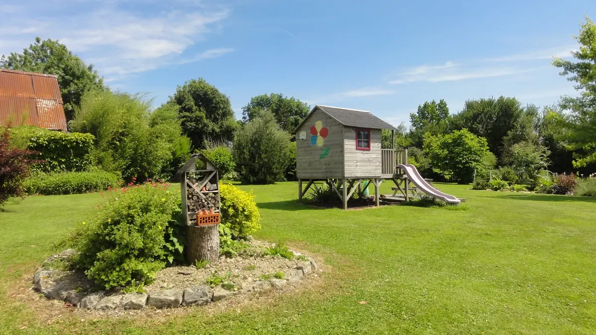 orval-sur-sienne-meuble-langeard-exterieurs-3