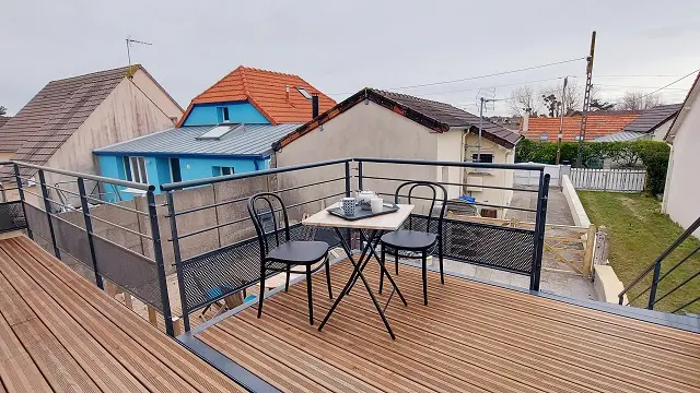 saint-martin-de-brehal-maison-la-lagune-1