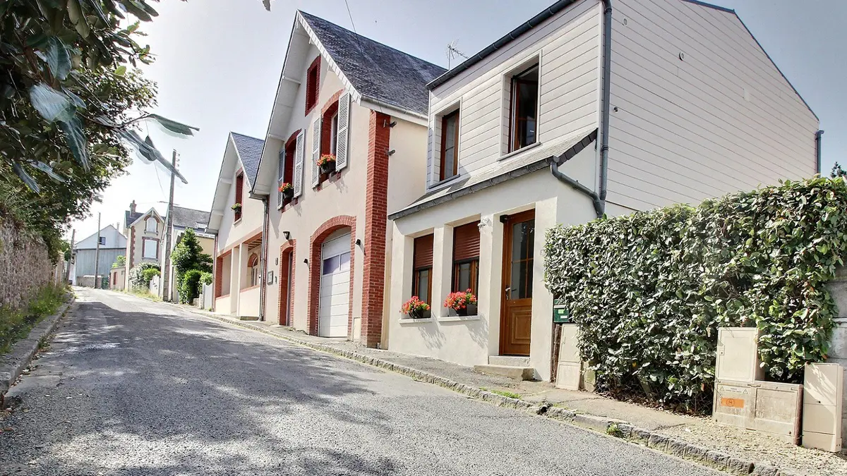 saint-pair-sur-mer-la-cabine-de-la-baie-15