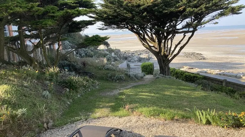 saint-pair-sur-mer-meuble-villa-les-ondes-0