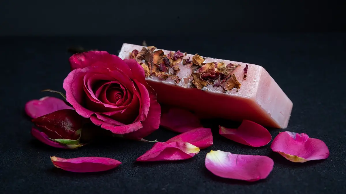 savons-pomesy-Rose
