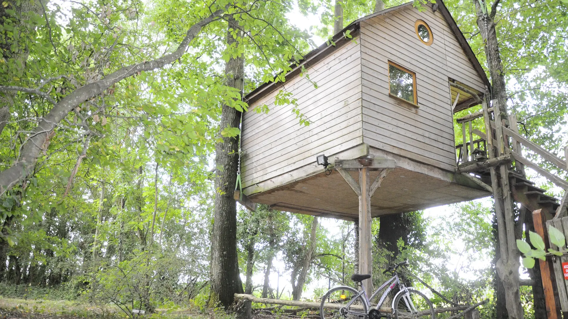 La cabane aux secrets à vélo