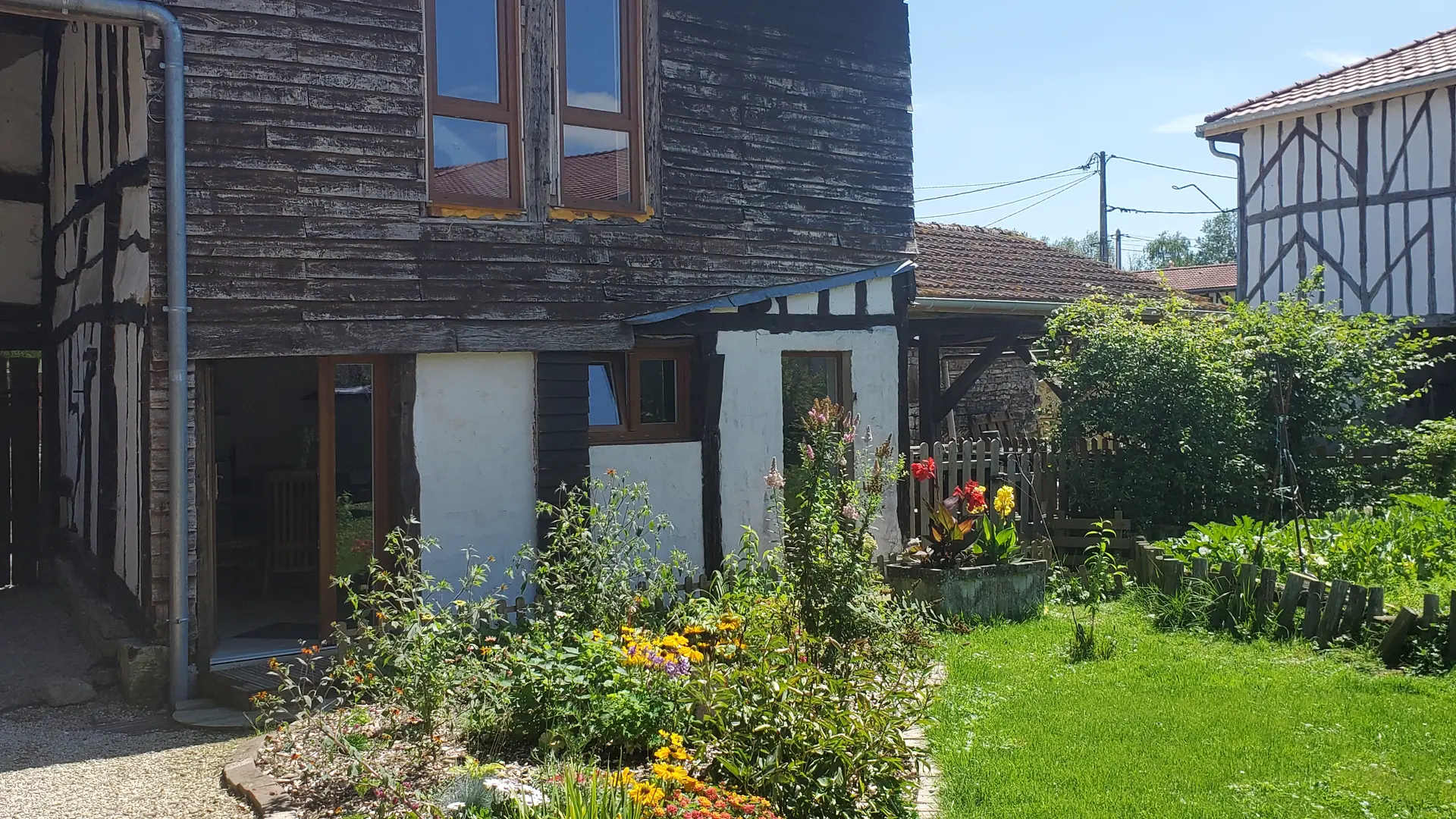 La Varnière - Jardin et cuisine commune - Lac du Der en Champagne