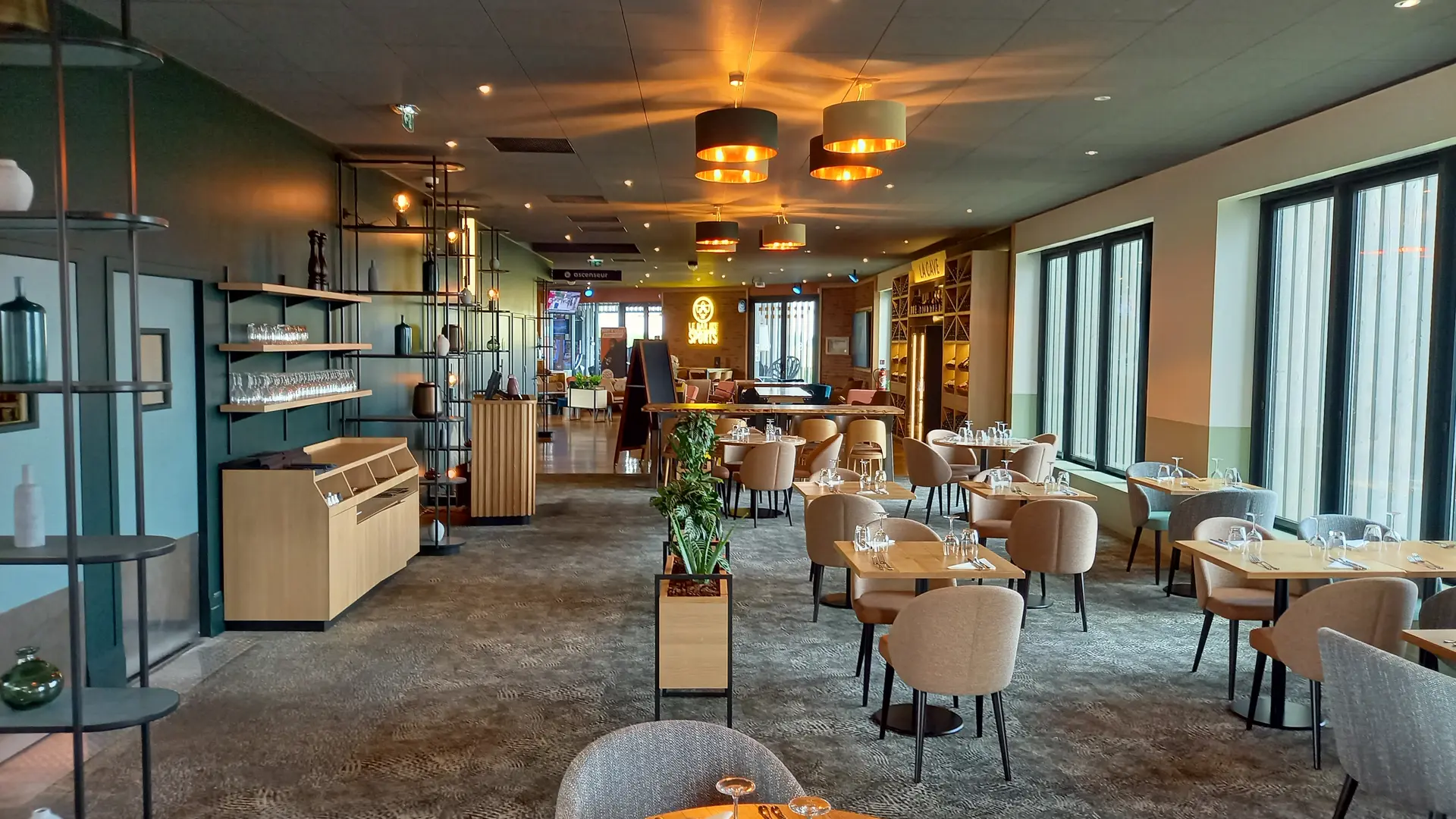 Le Comptoir Joa - Casino Lac du Der Giffaumont-Champaubert