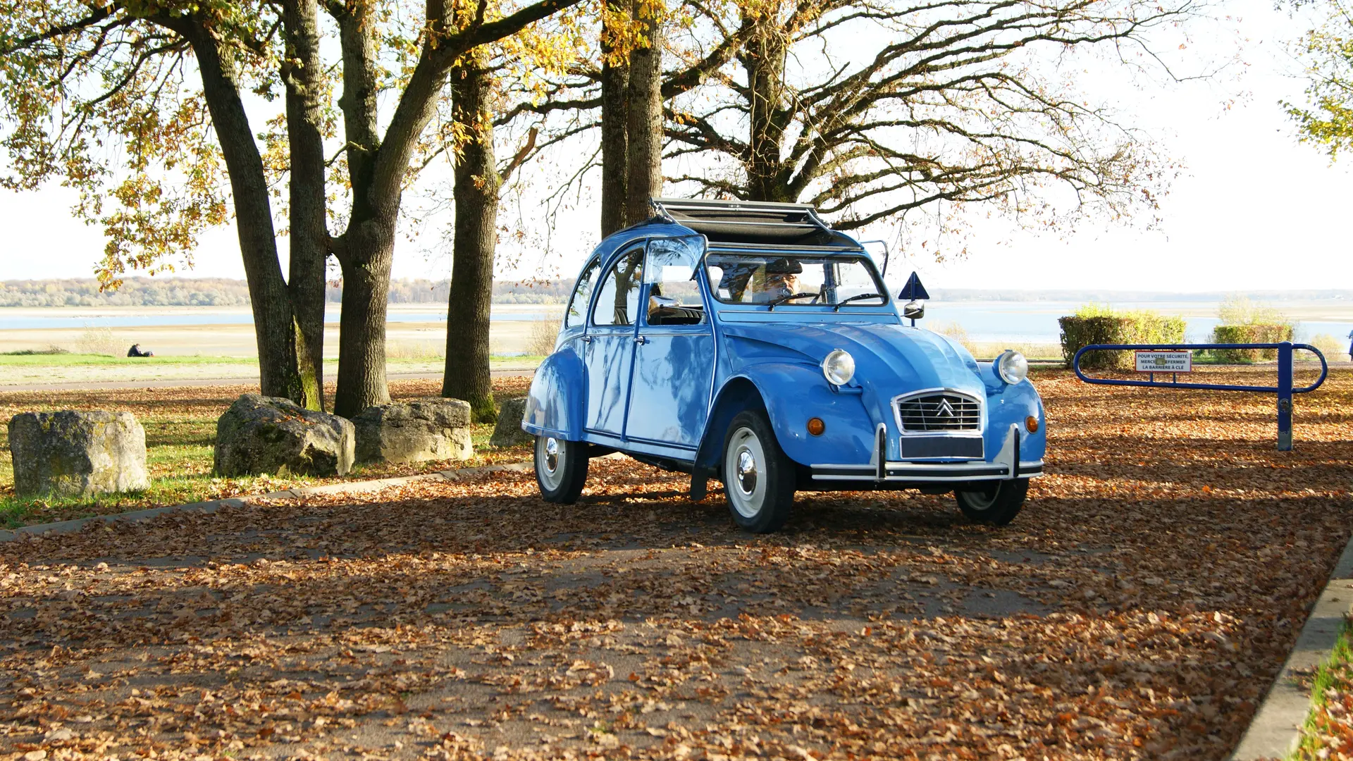 2CV - Champagne Retro Tour 2